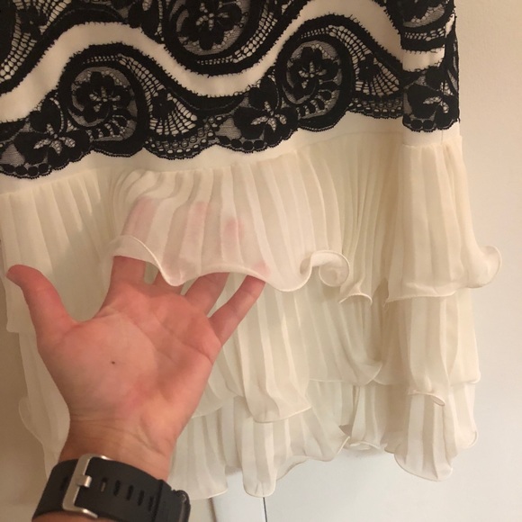 Off White BCBGMAXAZRIA Nanette Dress - Picture 3 of 5